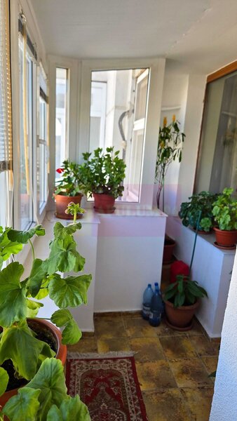 Apartament 4 camere, Decebal zona Metrou Piata Muncii